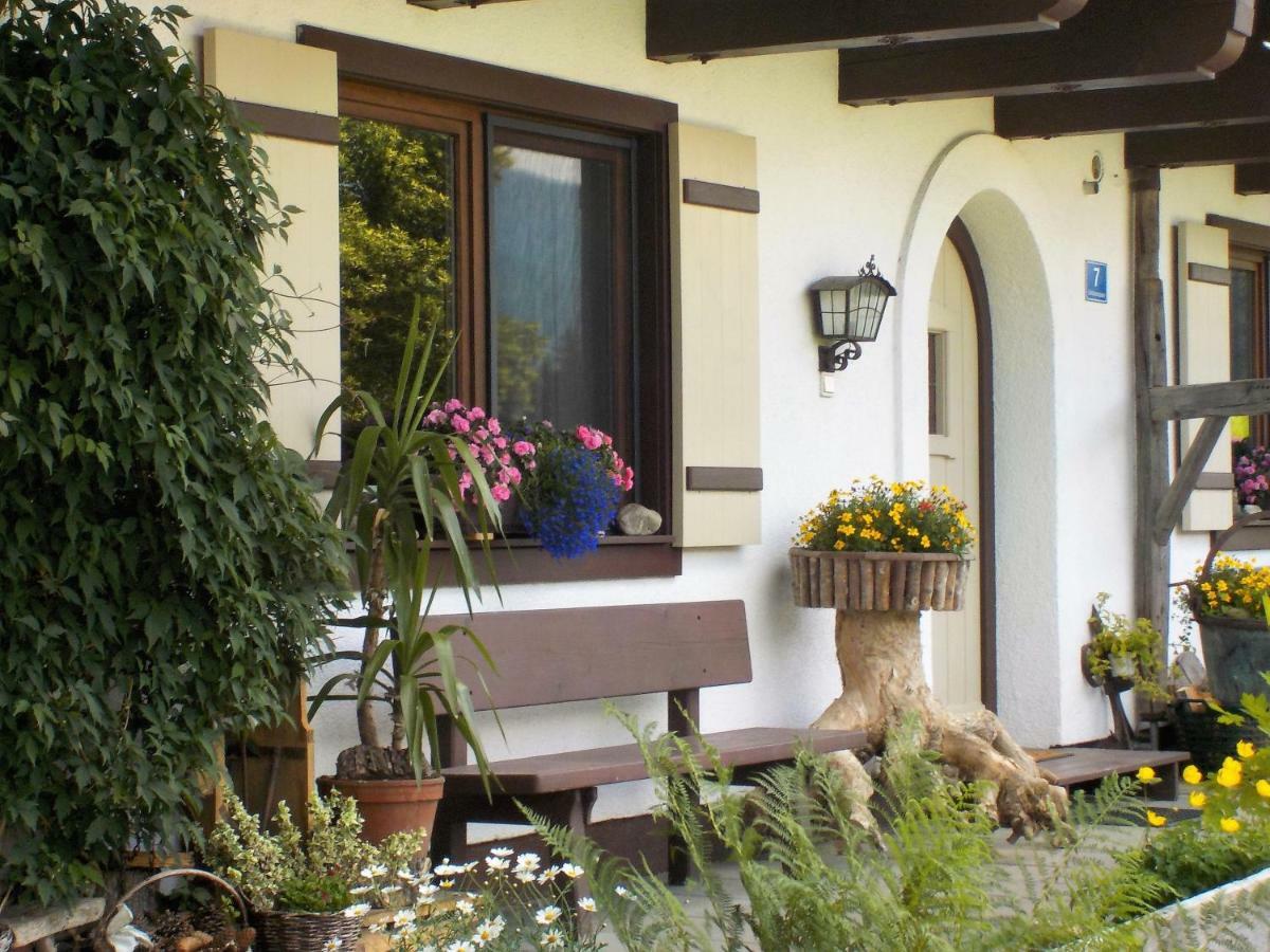 Anneke Apartment